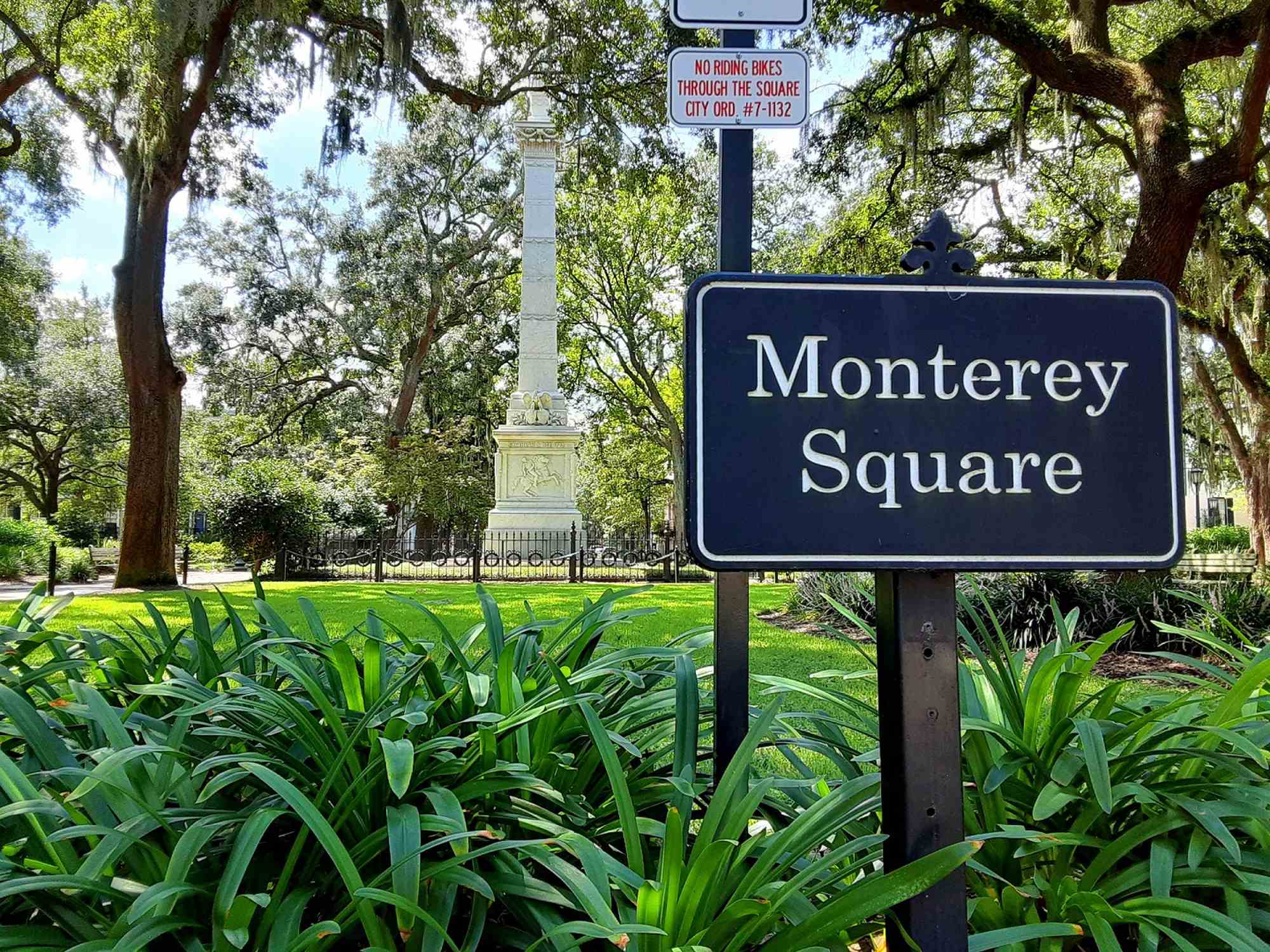 Monterey Square - Photo 1