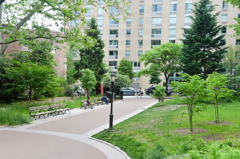 Jackie Robinson Park - Photo 1