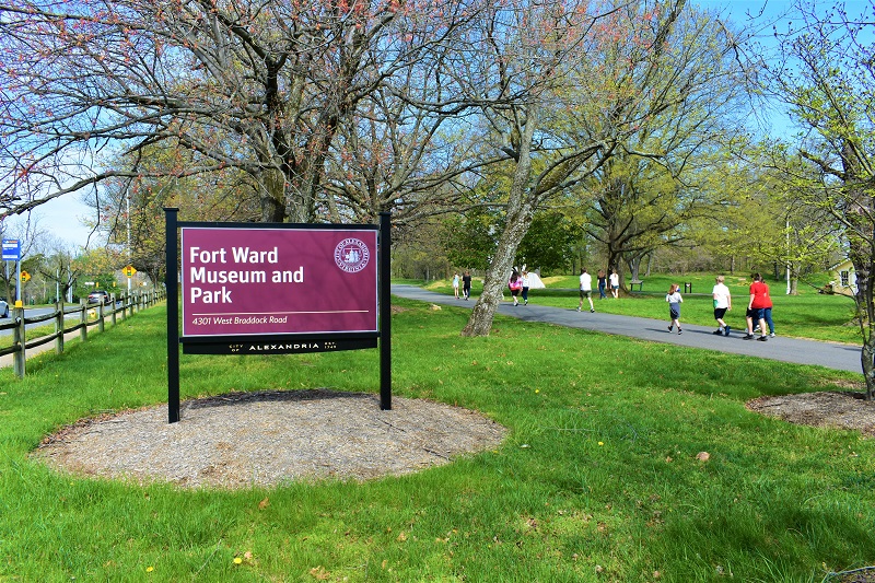 Fort Ward Park - Photo 1