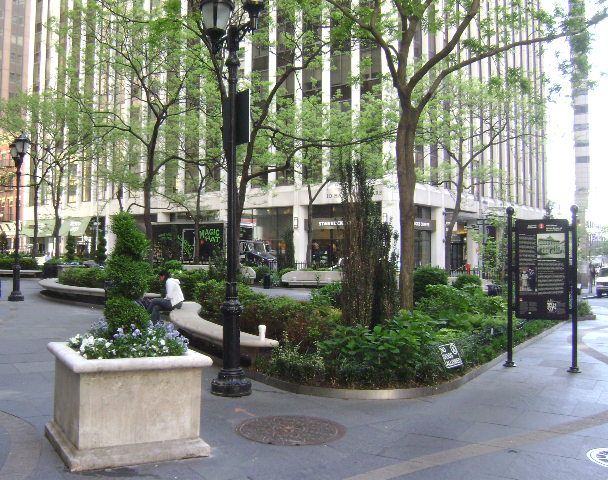 The Queen Elizabeth II September 11 Garden - Photo 1