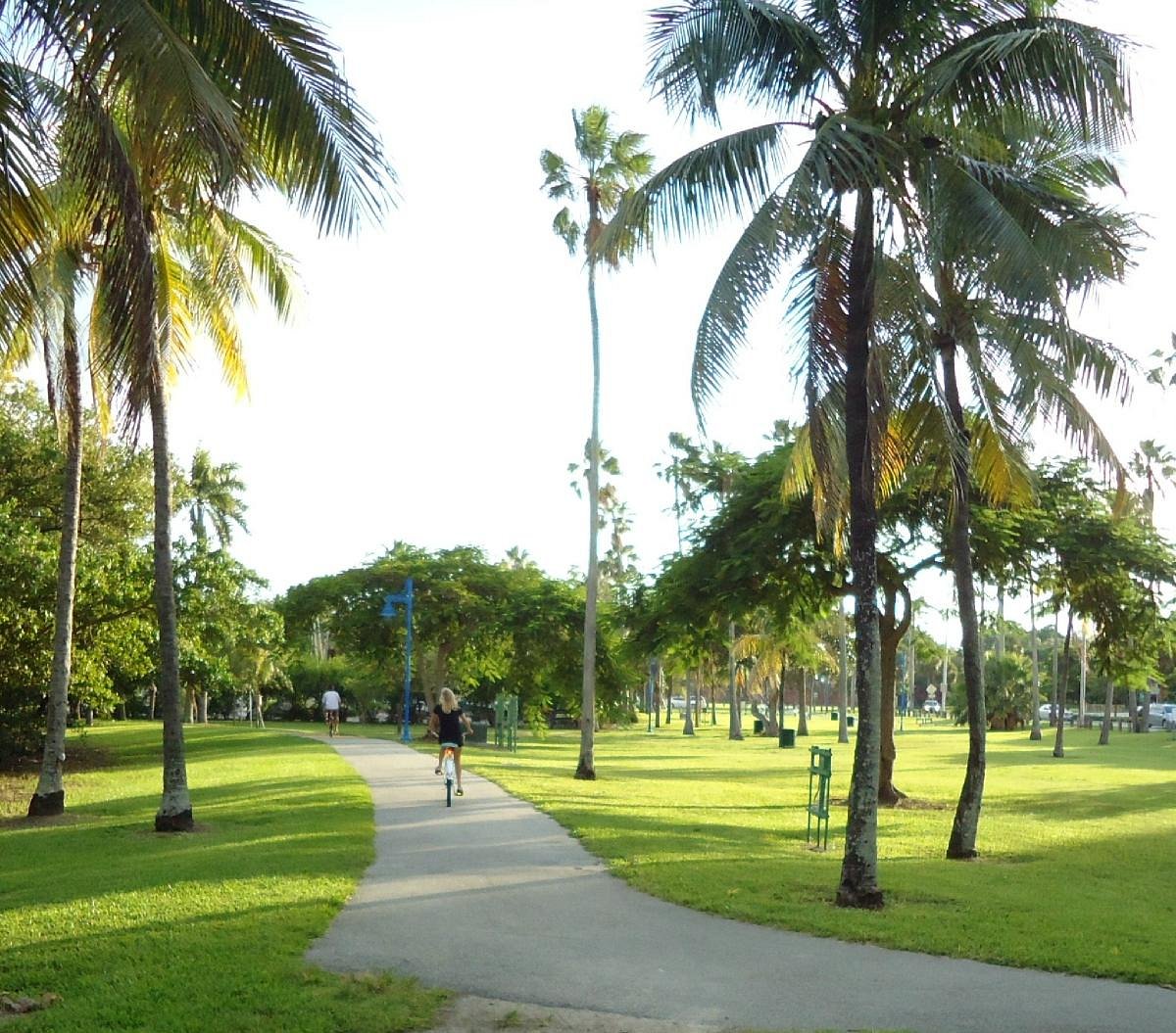 Peacock Park - Photo 1