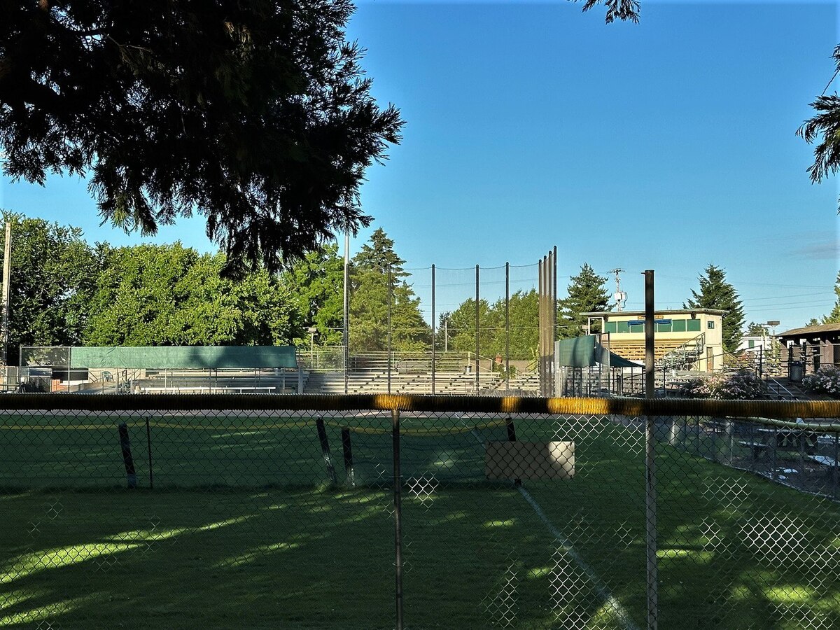 Normandale Park - Photo 1