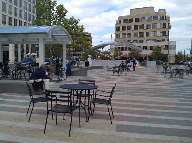 Clarendon Central Park - Photo 1