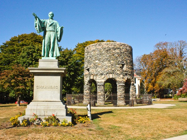 Touro Park - Photo 1