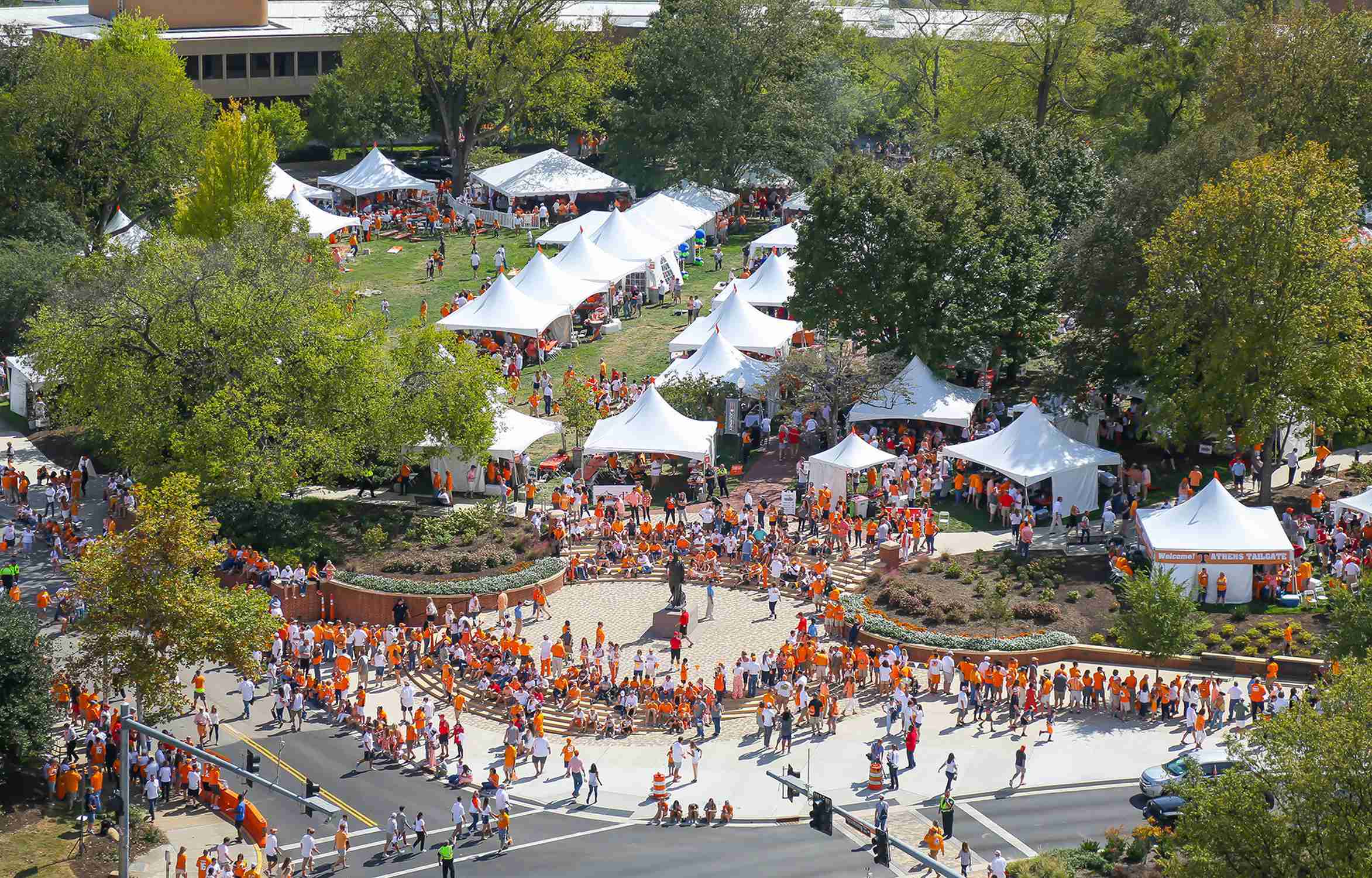 Circle Park - Photo 1