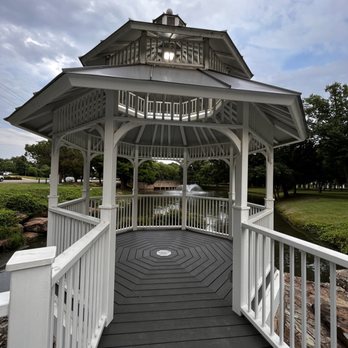 Winnwood Park - Photo 1