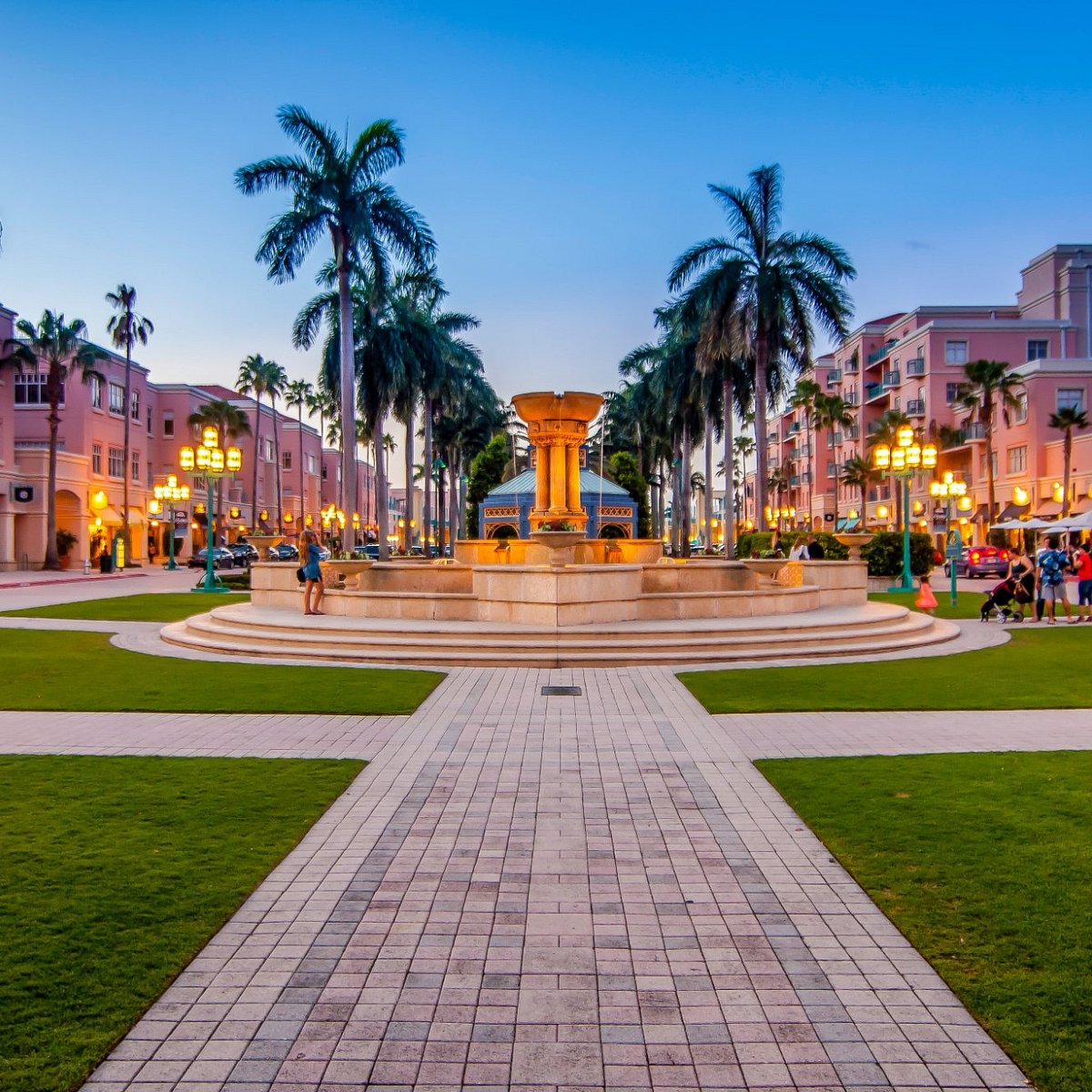 Mizner Park - Photo 1
