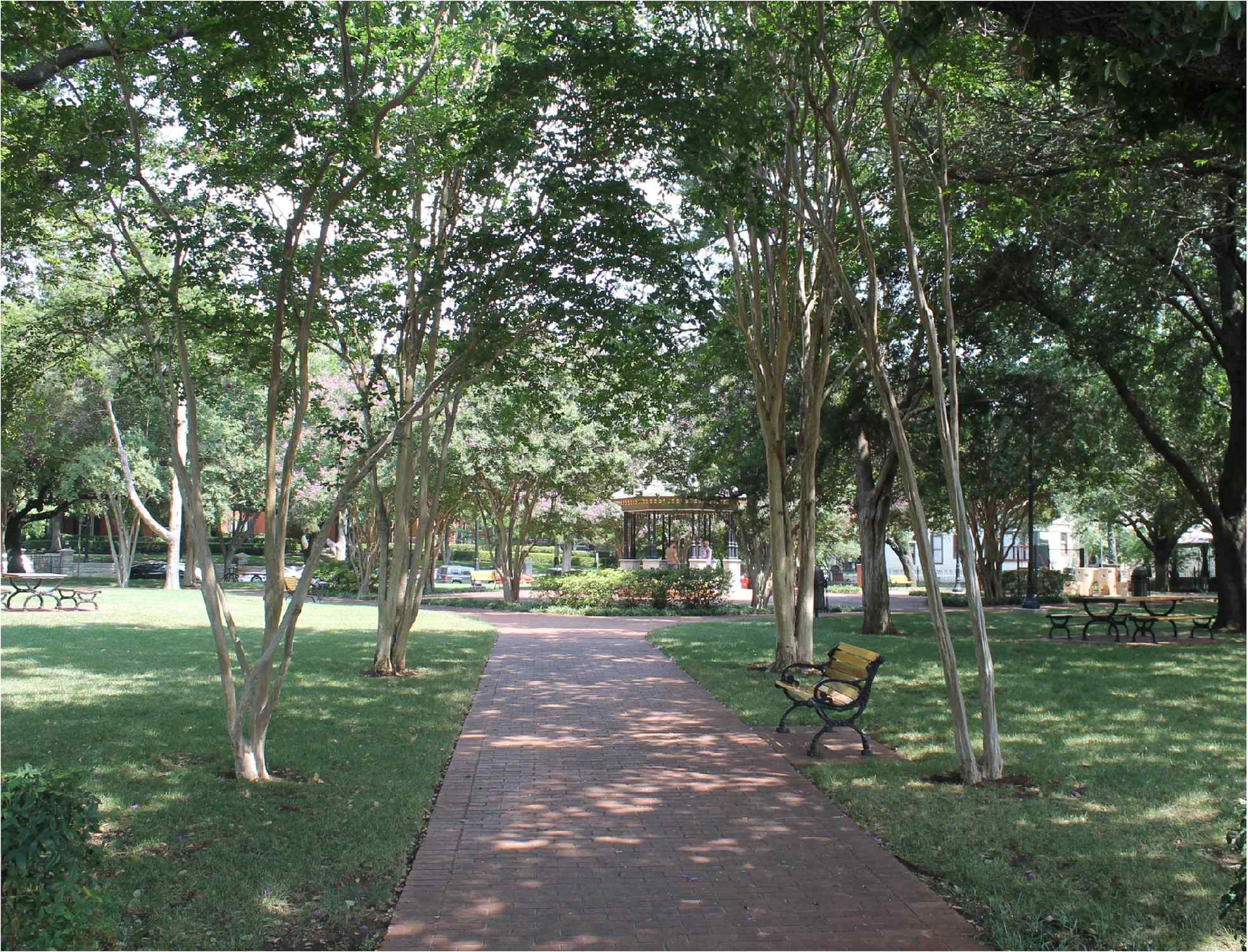 Squire Park - Photo 1
