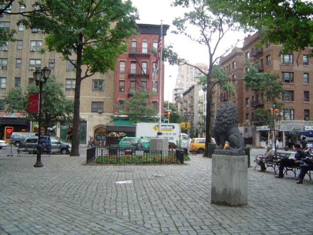 Abe Lebewohl Park - Photo 1