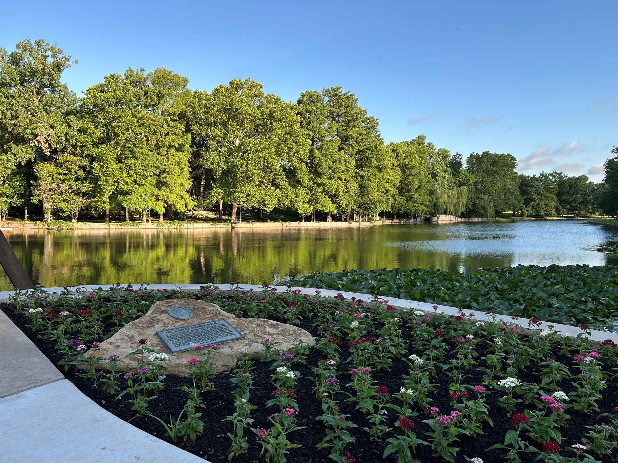 Lakeside Park - Photo 1