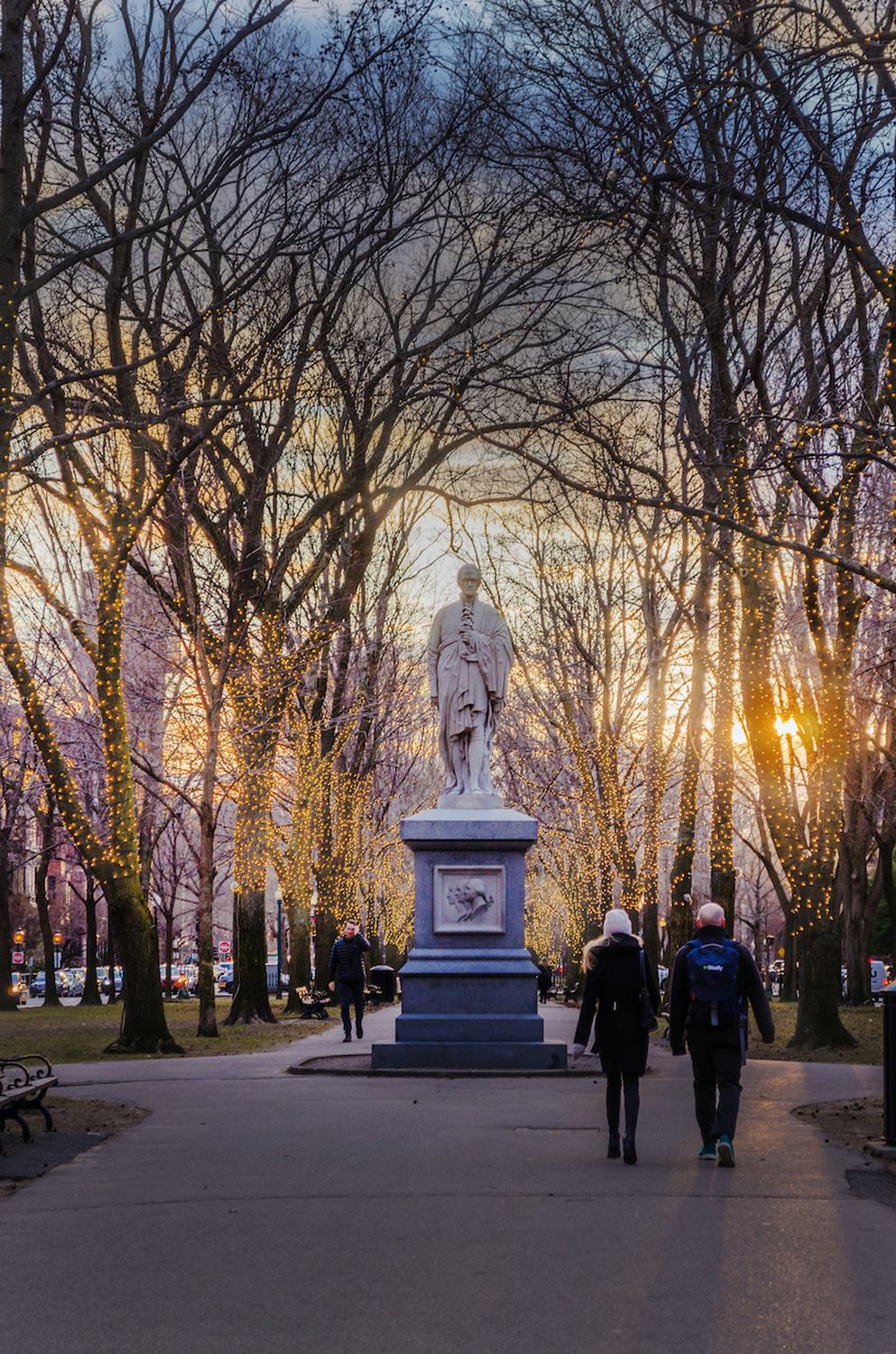 Commonwealth Ave Mall - Photo 1