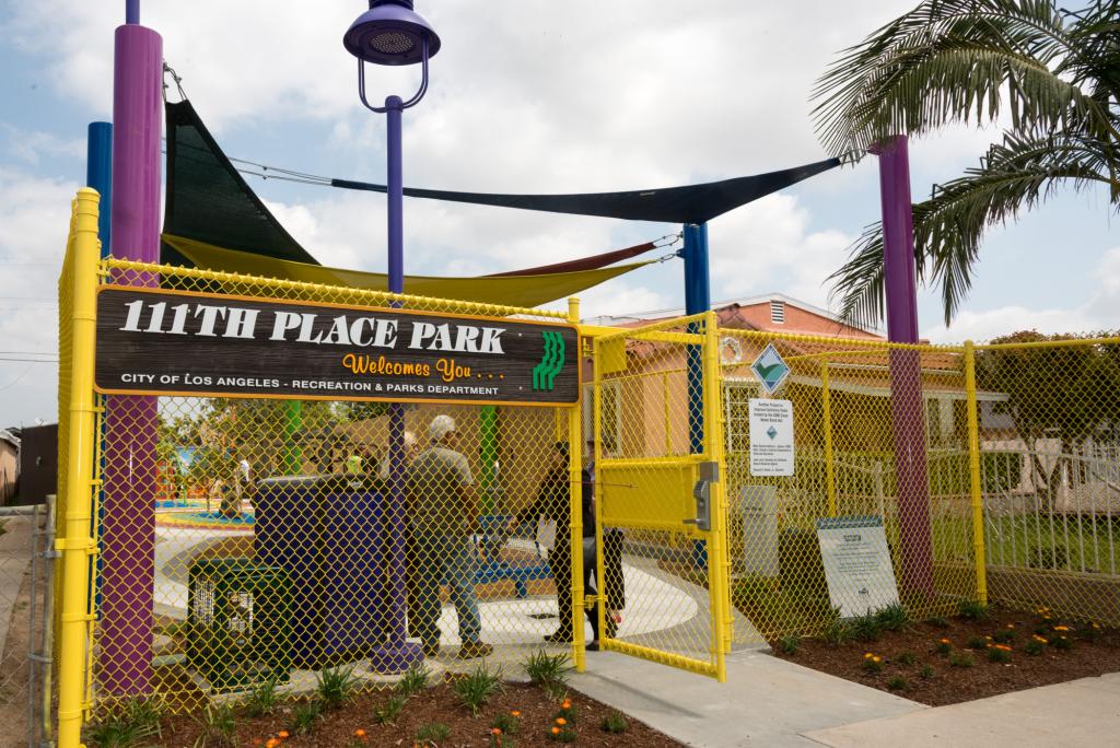 Pocket Park - Photo 1