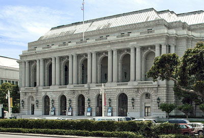War Memorial Court - Photo 1