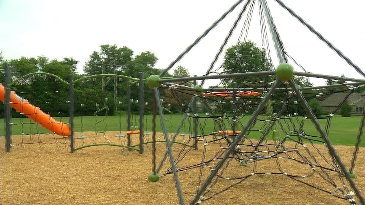 Green Oaks Park - Photo 1