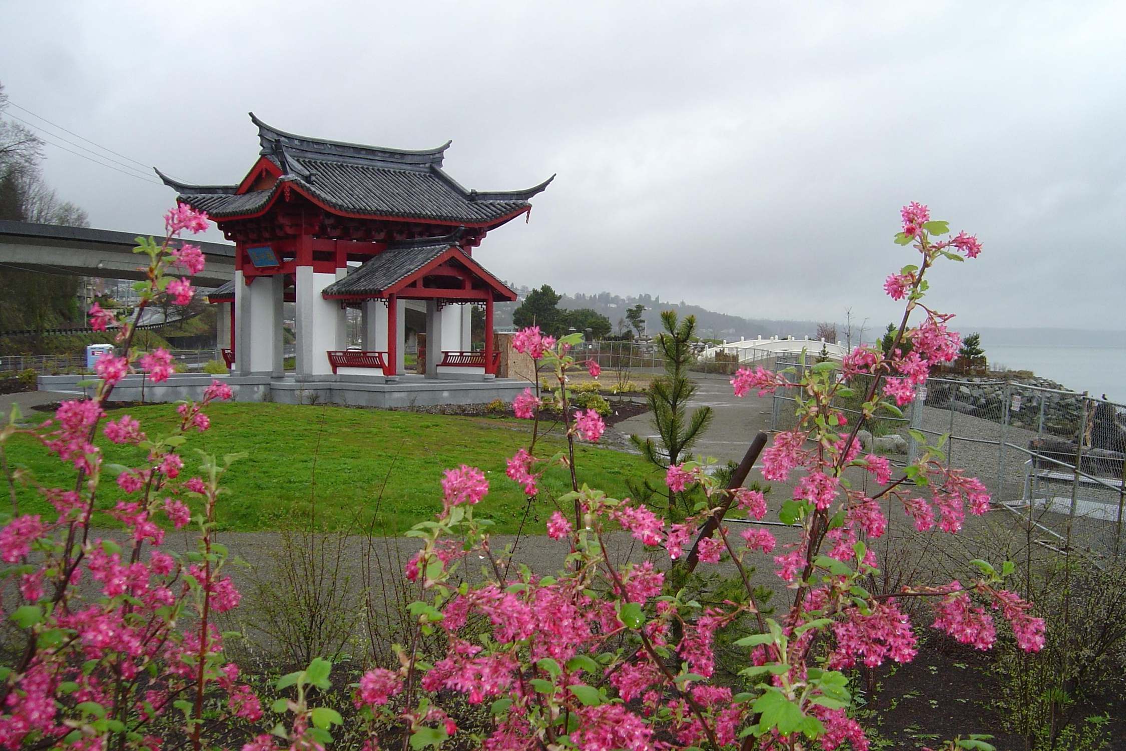 Chinese Reconciliation Park - Photo 1