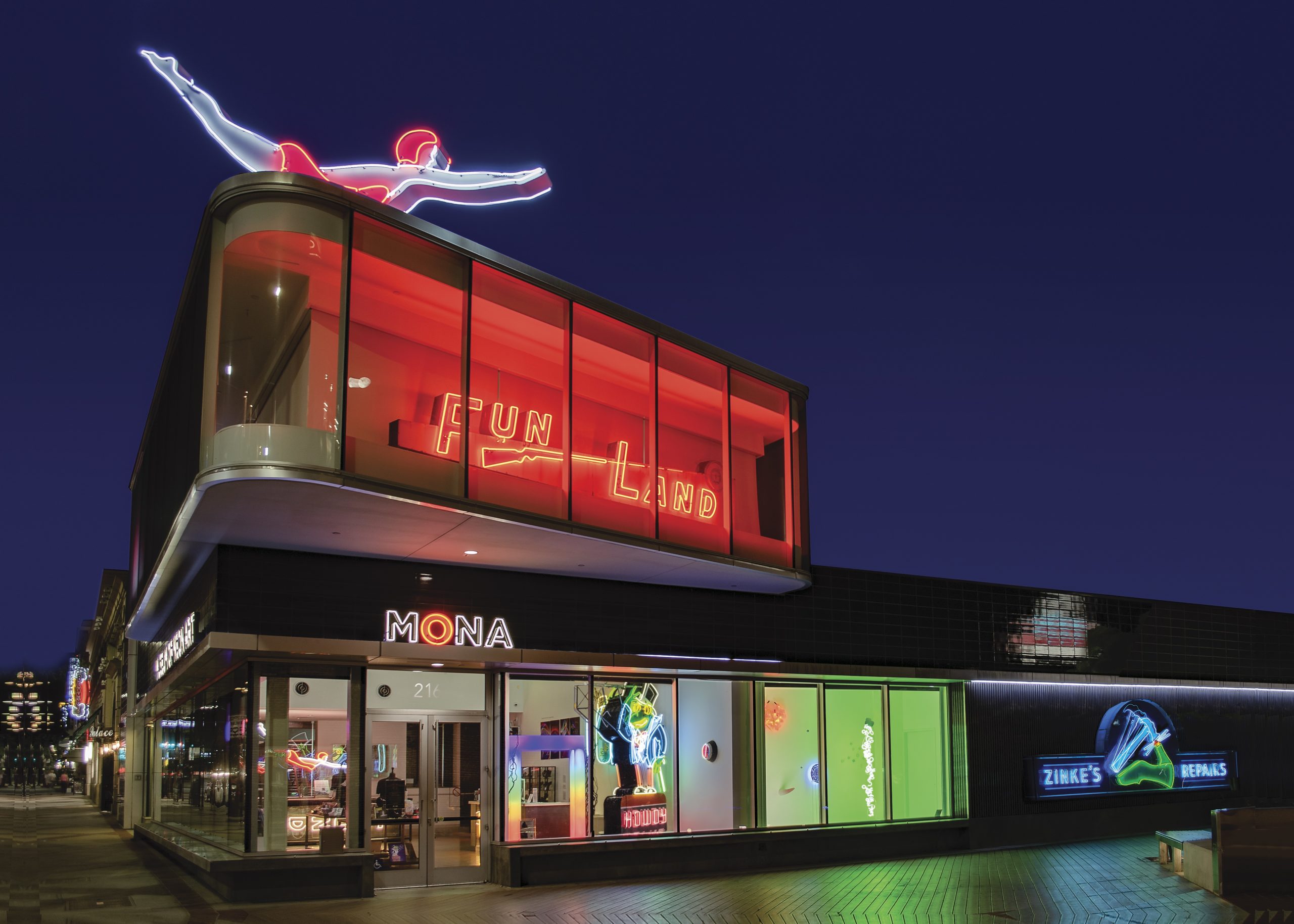 Museum of Neon Art - Photo 1