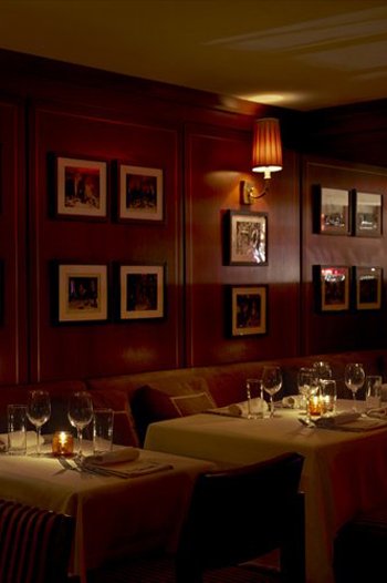 Tower Bar - Photo 1