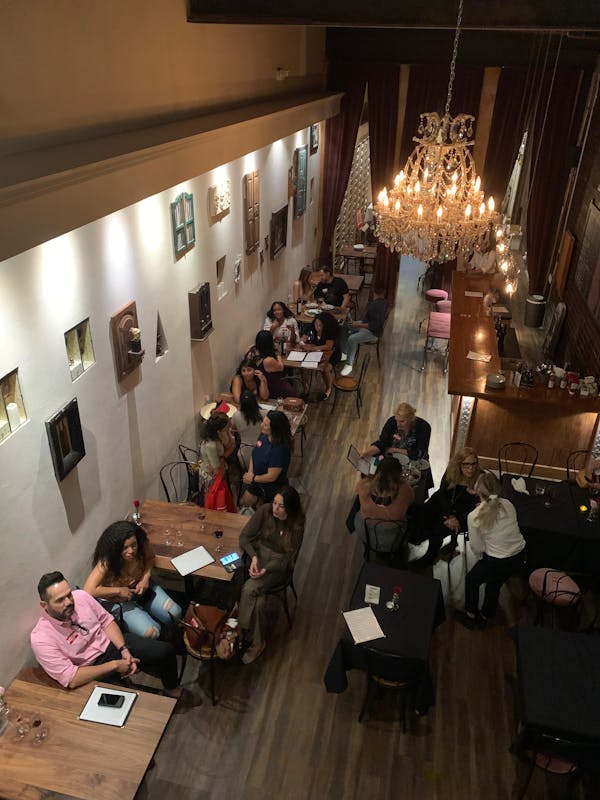 Urban Press Winey & Restaurant - Photo 1