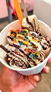 Holy Roly Ice Cream - Photo 1