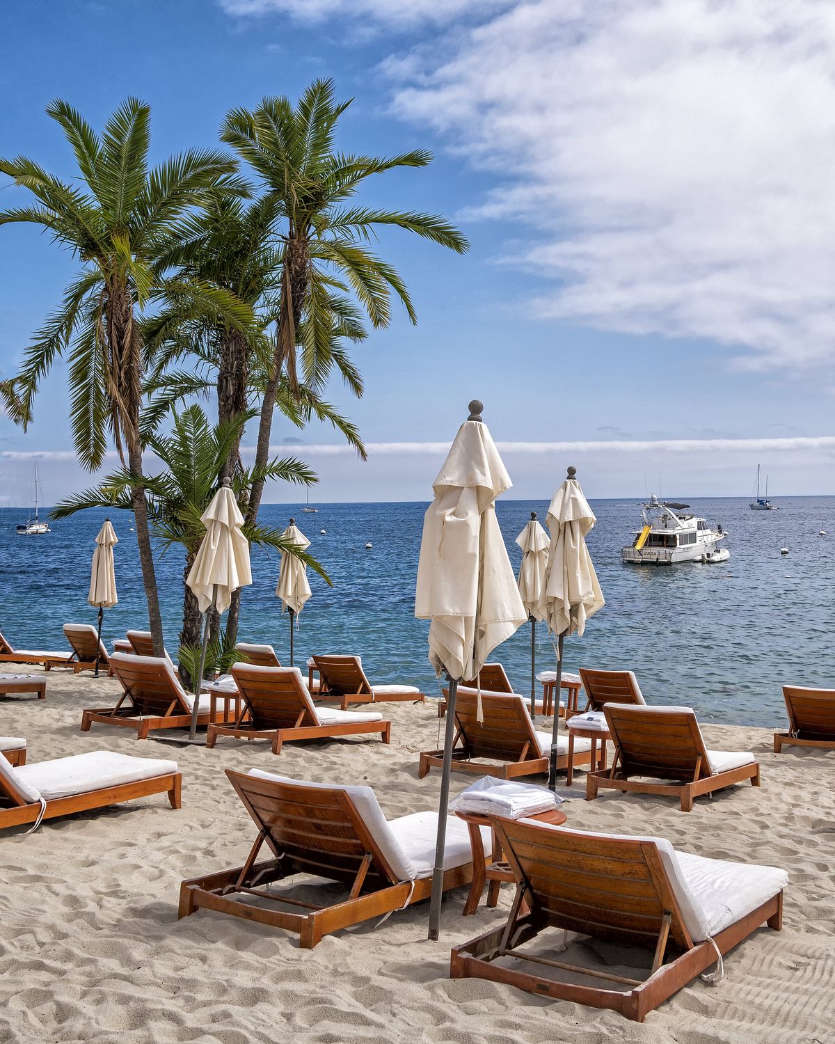 Descanso Beach Club - Photo 1