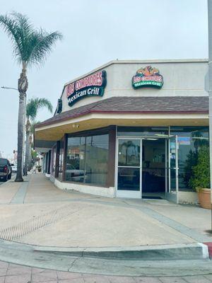 Los Compadres Mexican Grill - Photo 1
