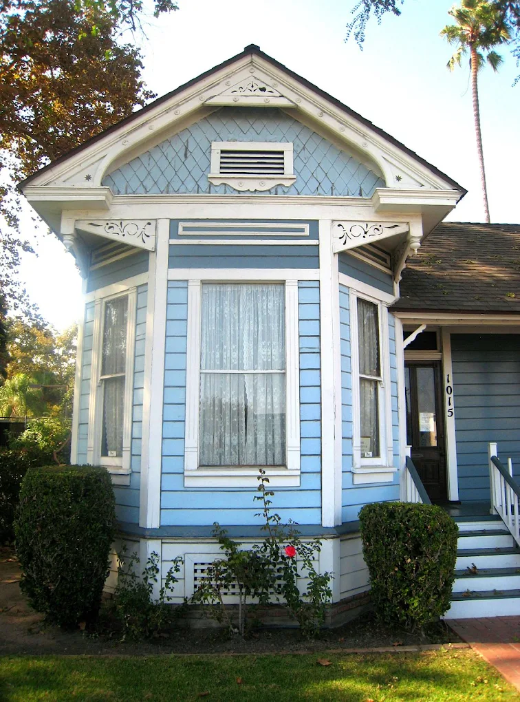 Gordon R. Howard Museum - Photo 1