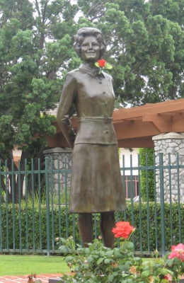 Pat Nixon Park - Photo 1