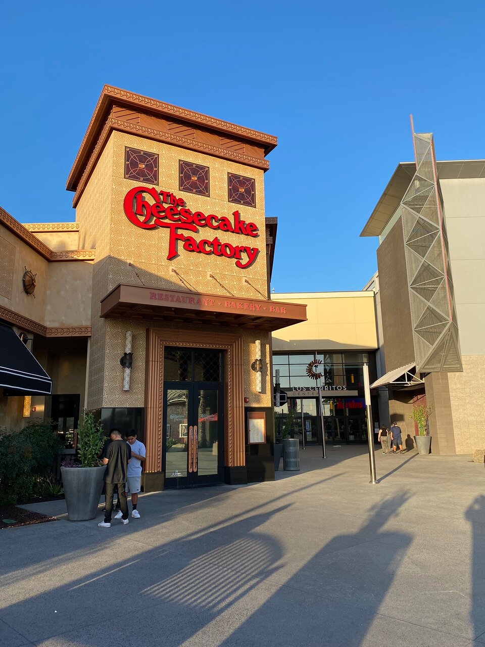 The Cheesecake Factory - Photo 1