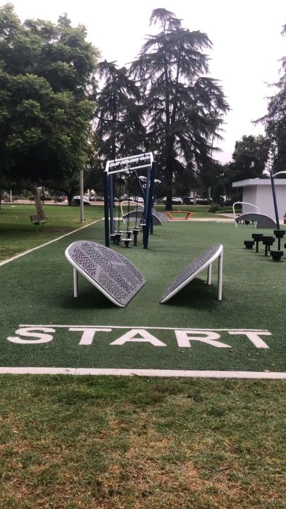 Covina Park - Photo 1