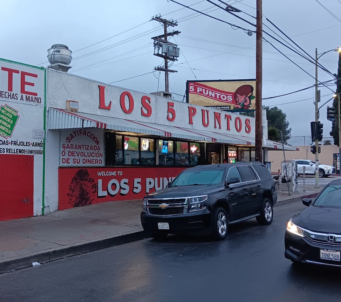 Los 5 Puntos Restaurant - Photo 1