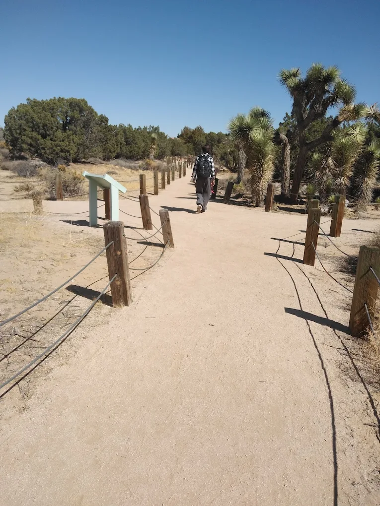 Elyze Clifford Interpretive Center - Photo 1