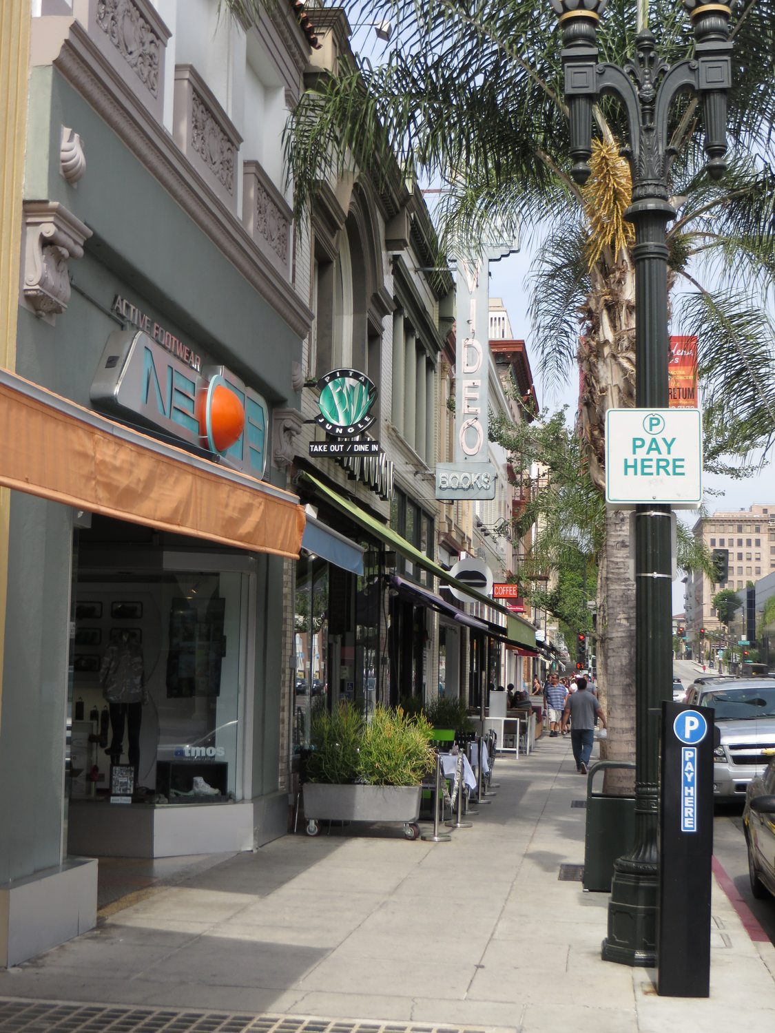 Old Pasadena - Photo 1