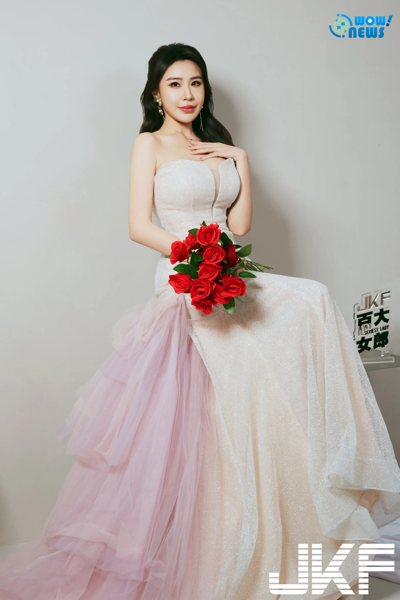 JKF百大女郎出爐 雅捷奪冠攜手前五名合體登封面 - 照片 3