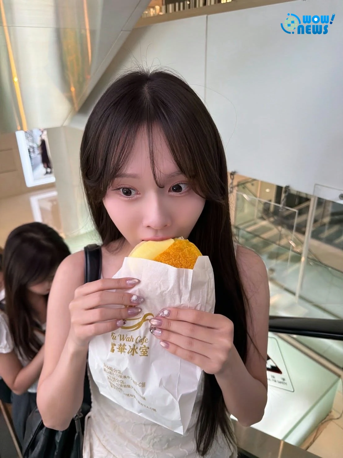 金佳垠澳門卡展初體驗 寵粉狂問表現意外解鎖海底撈 - 照片 2