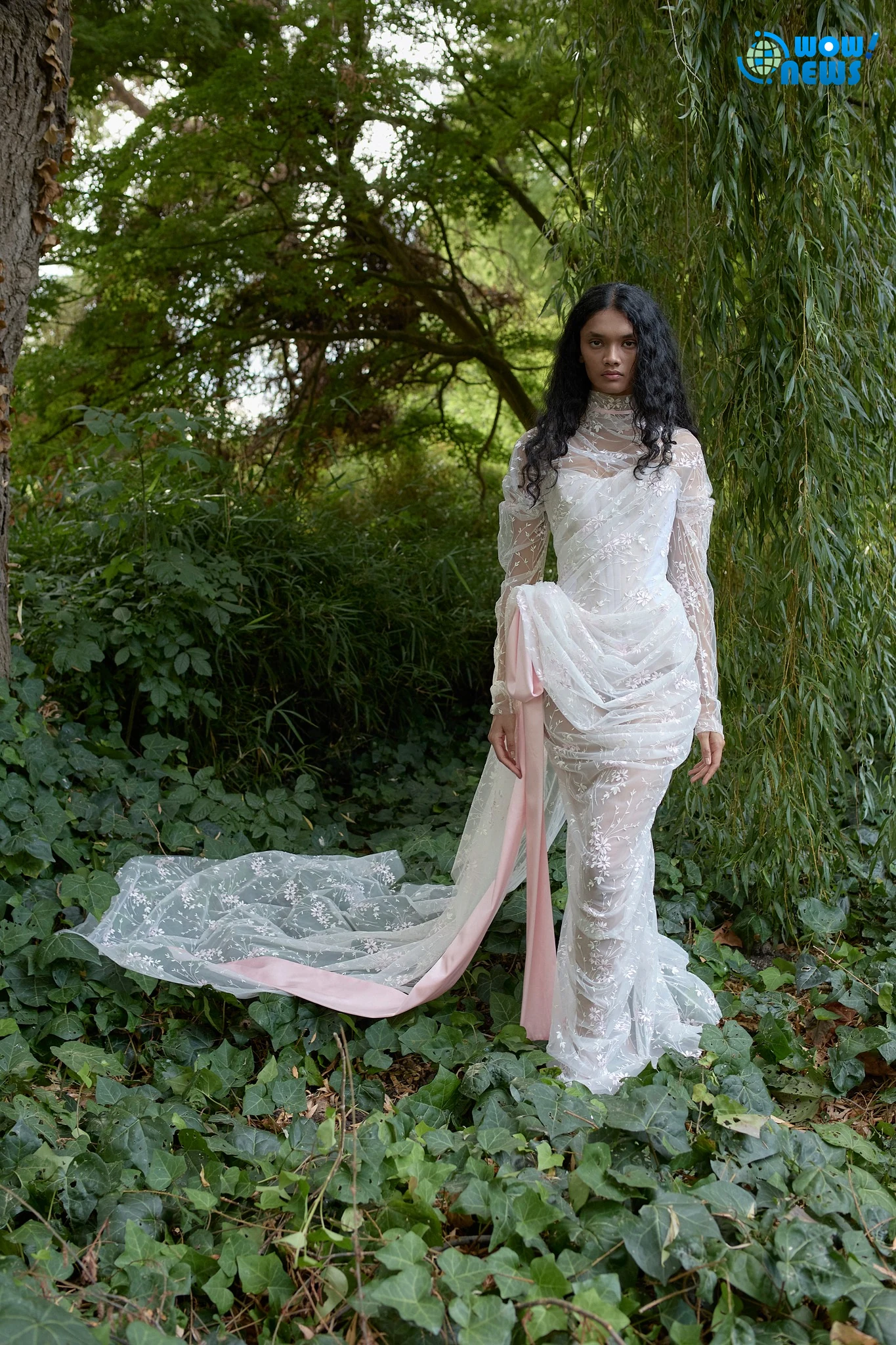 Vivienne Westwood推2027婚紗 - 照片 2