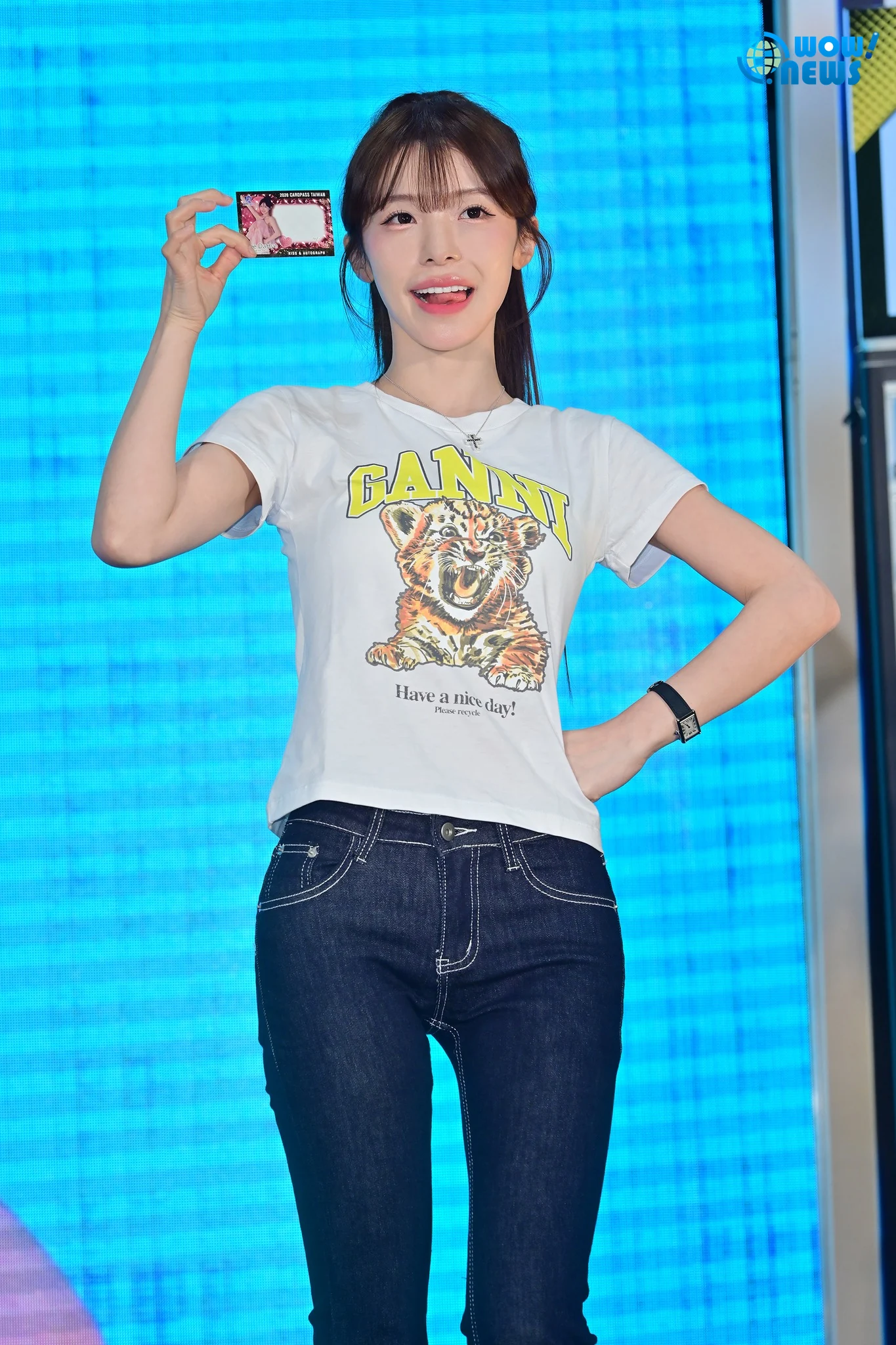 李多慧唇印卡拍出16萬助公益 甜喊想在台灣辦婚禮 - 照片 15