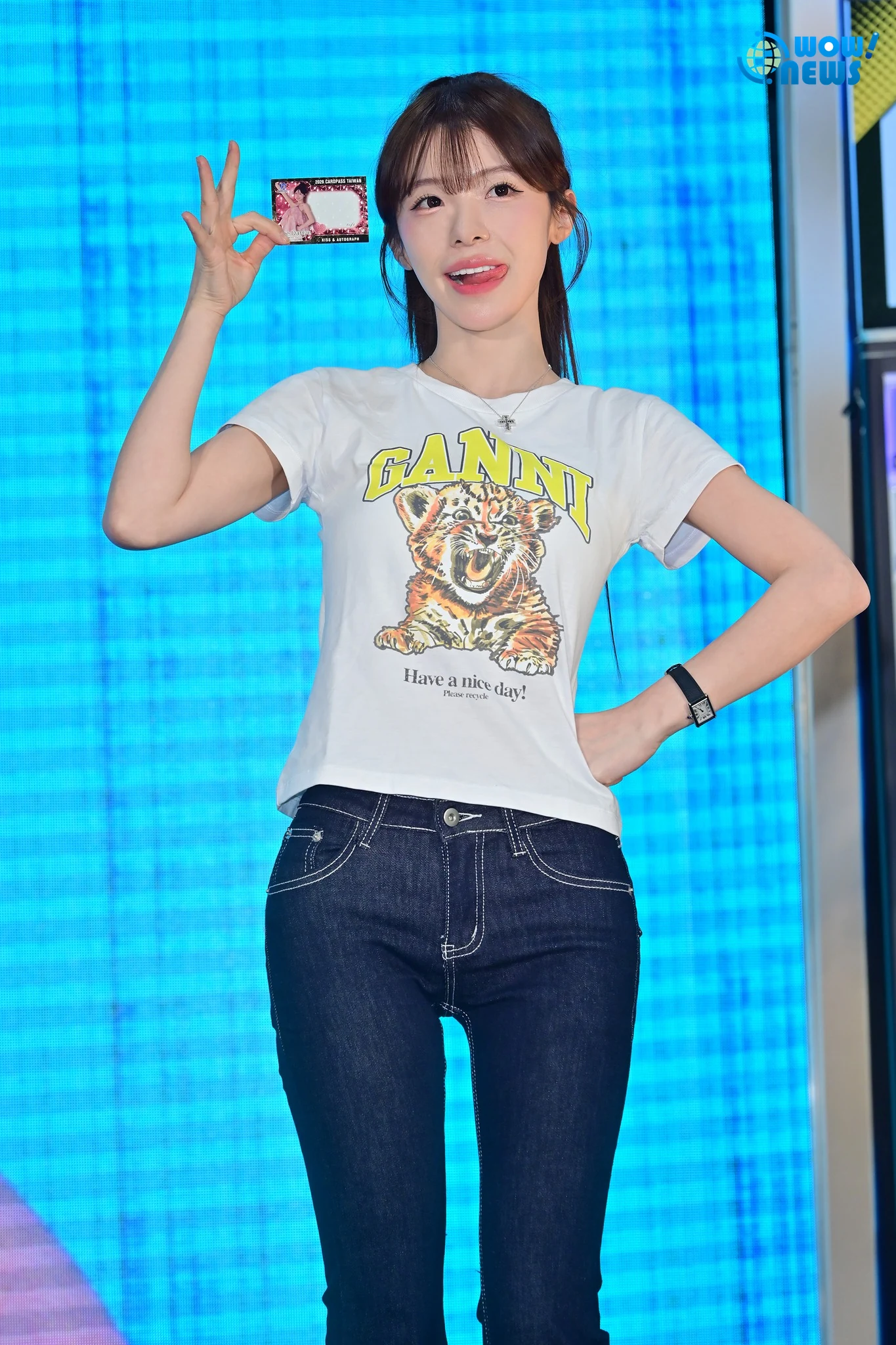 李多慧唇印卡拍出16萬助公益 甜喊想在台灣辦婚禮 - 照片 16