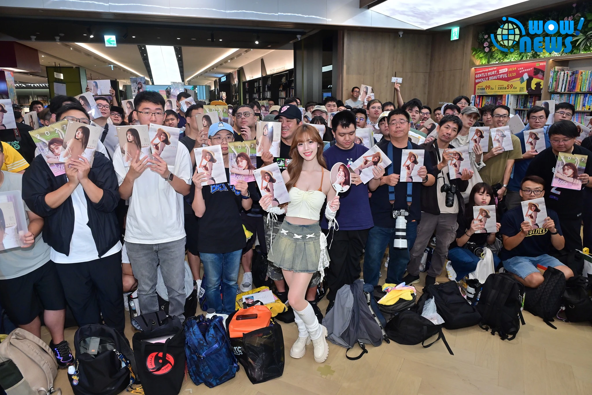 夏蕾首本寫真簽書會登場 驚喜獻唱單曲預告MV將上線 - 照片 13