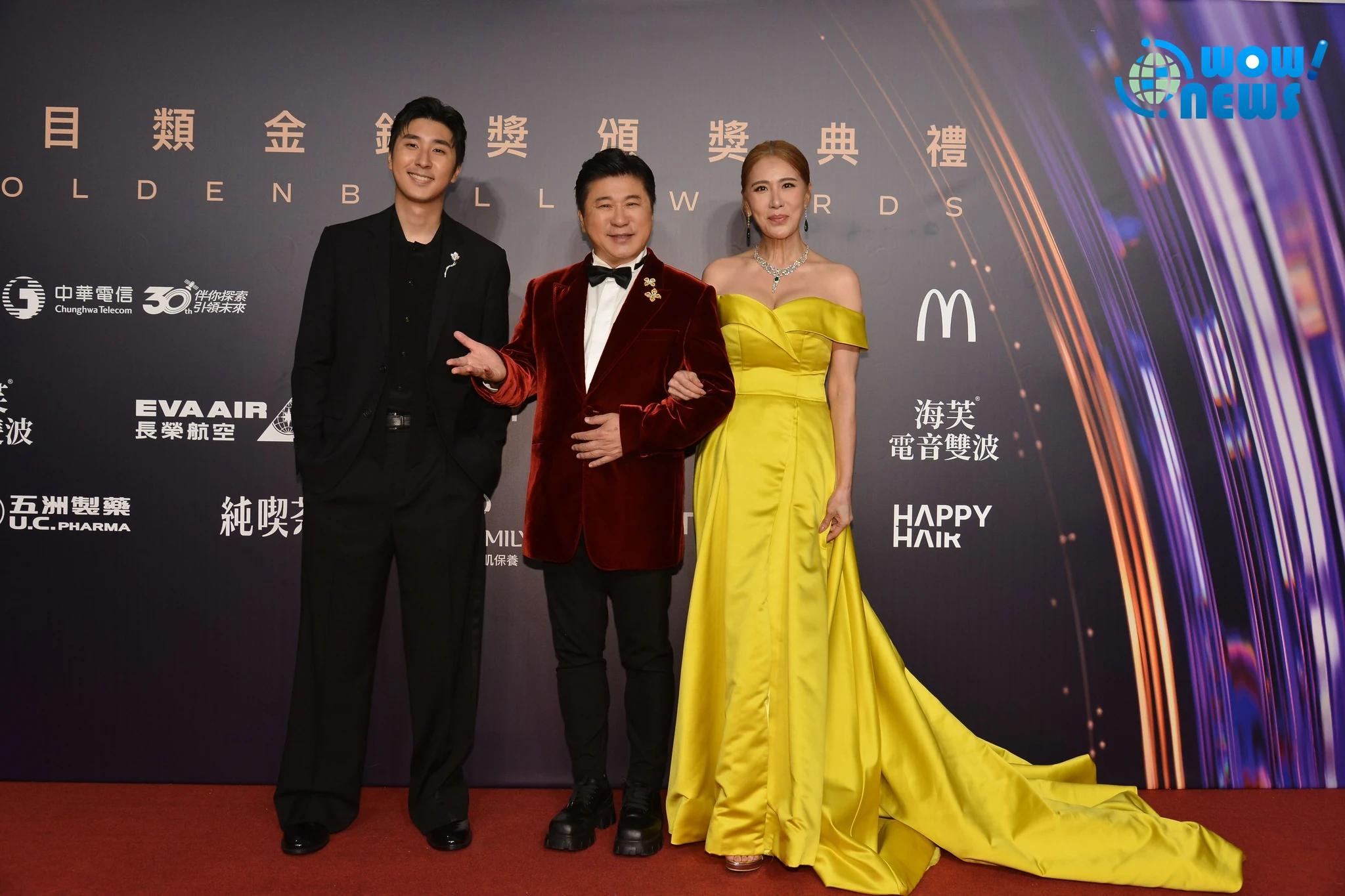金鐘61/胡瓜攜小禎胡釋安登紅毯!小禎自嘲野生入圍者遭老爸神吐槽