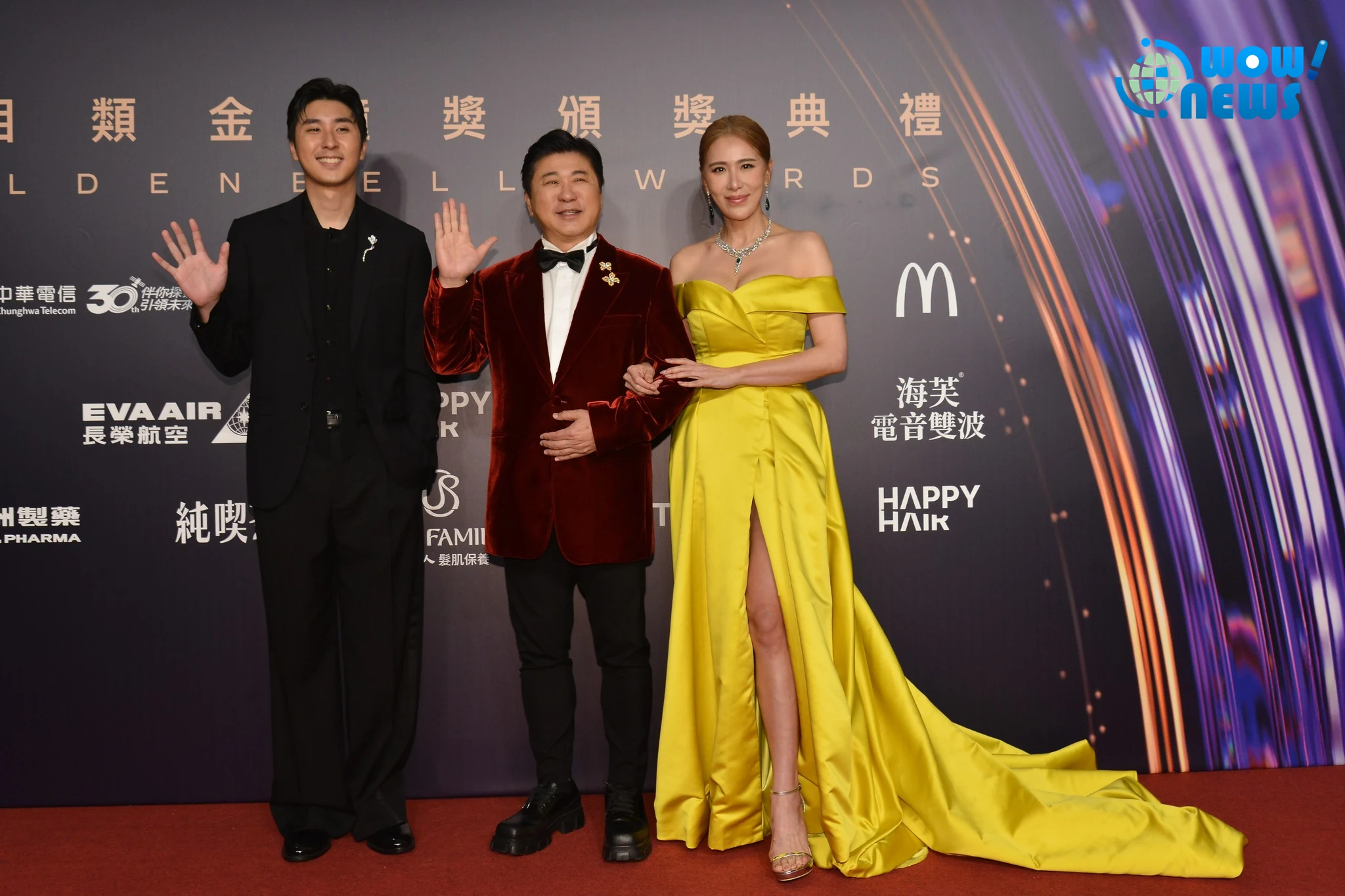 金鐘61/胡瓜攜小禎胡釋安登紅毯!小禎自嘲野生入圍者遭老爸神吐槽 - 照片 2