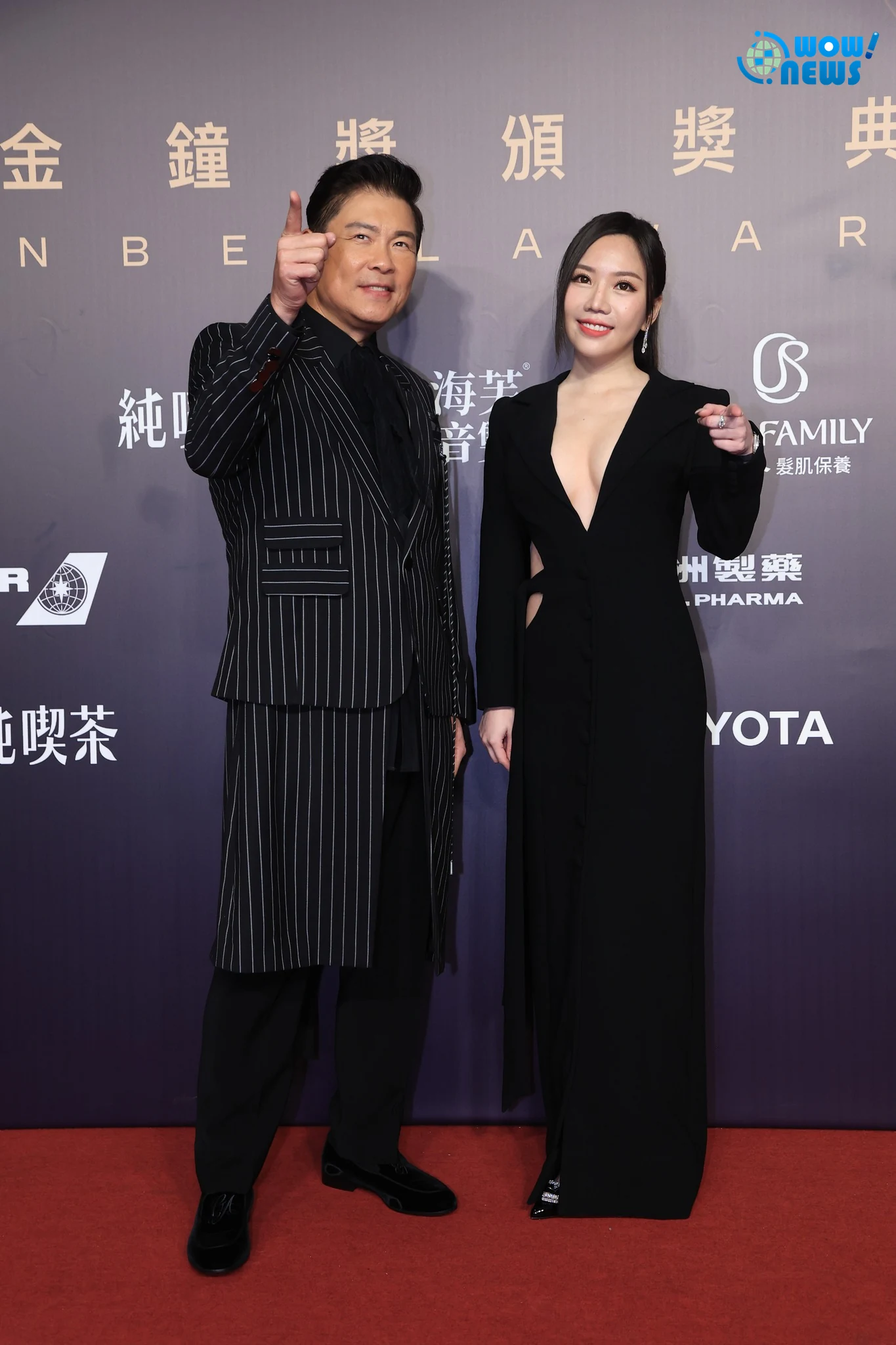 金鐘61/蔡尚樺火辣深V拚開低走高!曾國城驚呼:把祖先都帶出來了 - 照片 4