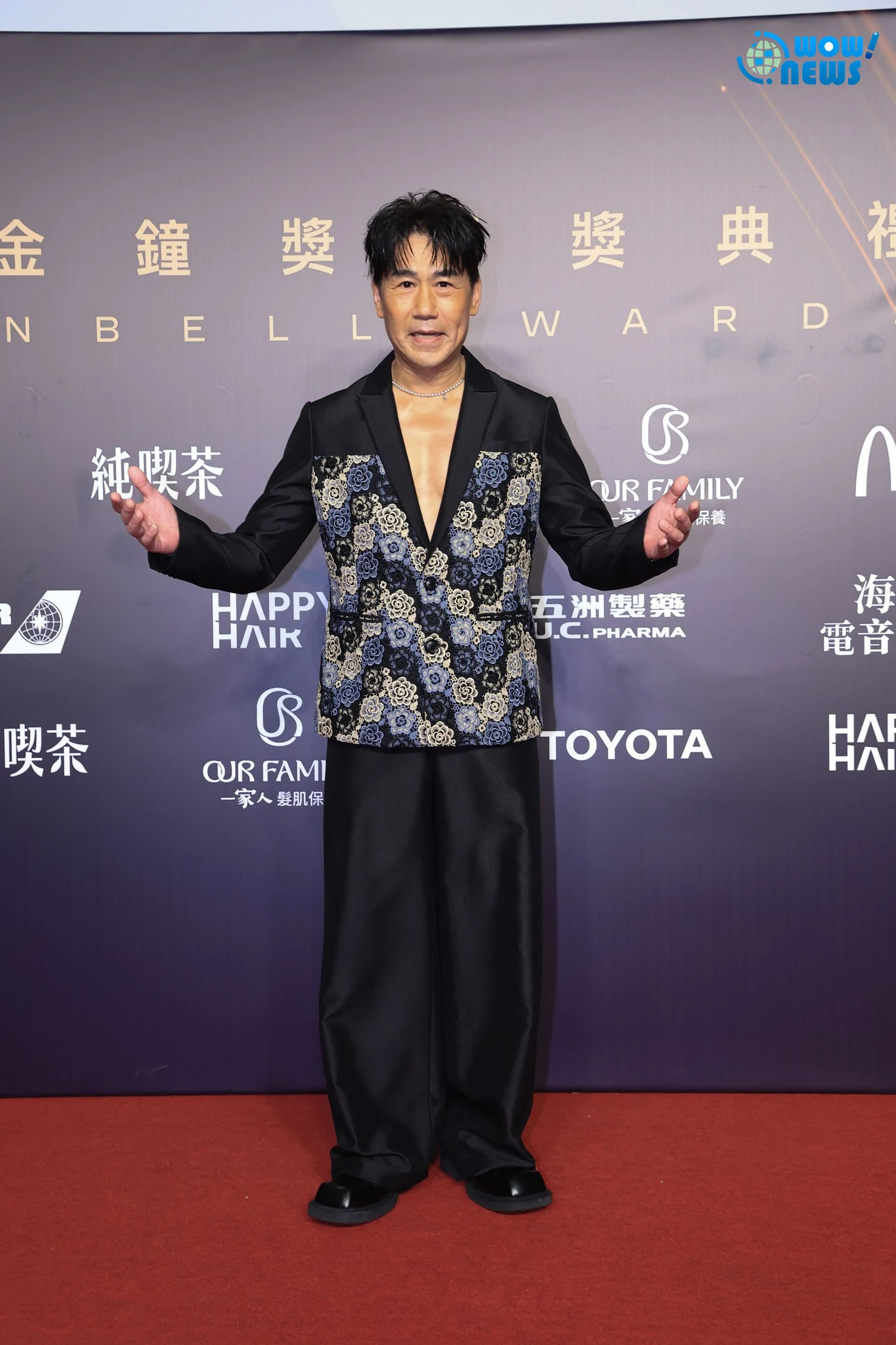 邰智源見羅時豐超狂胸肌秒認輸!《真料理兩鍋論》主持群合體走金鐘紅毯 - 照片 18