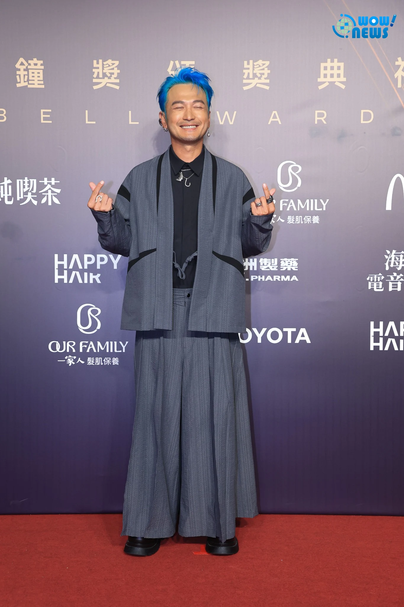 邰智源見羅時豐超狂胸肌秒認輸!《真料理兩鍋論》主持群合體走金鐘紅毯 - 照片 5