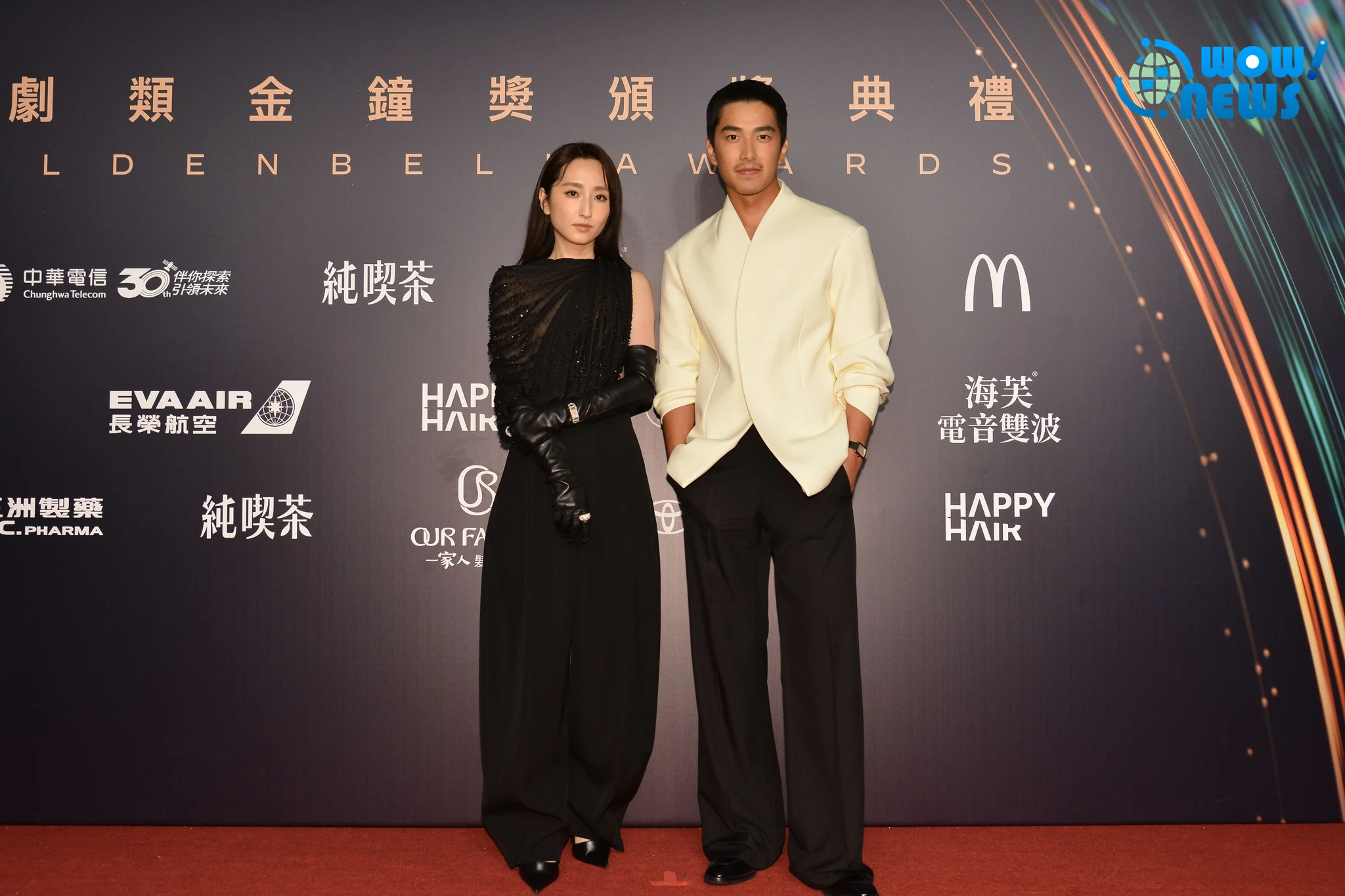 【金鐘61】曾敬驊攜柯佳嬿登紅毯！自曝嗑蛋撻淡定迎戰視帝、秀流利台語 - 照片 2