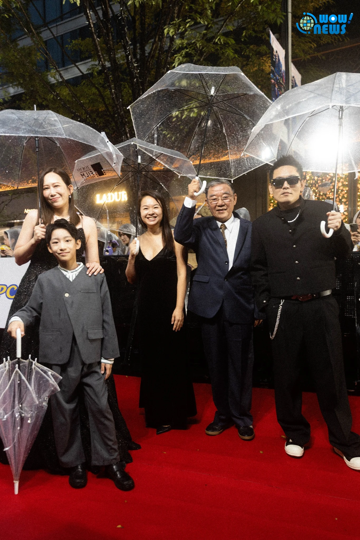 陳怡蓉攜《我的棋王爺爺》雨中登東京影展紅毯 搶先定檔2027賀歲檔 - 照片 5