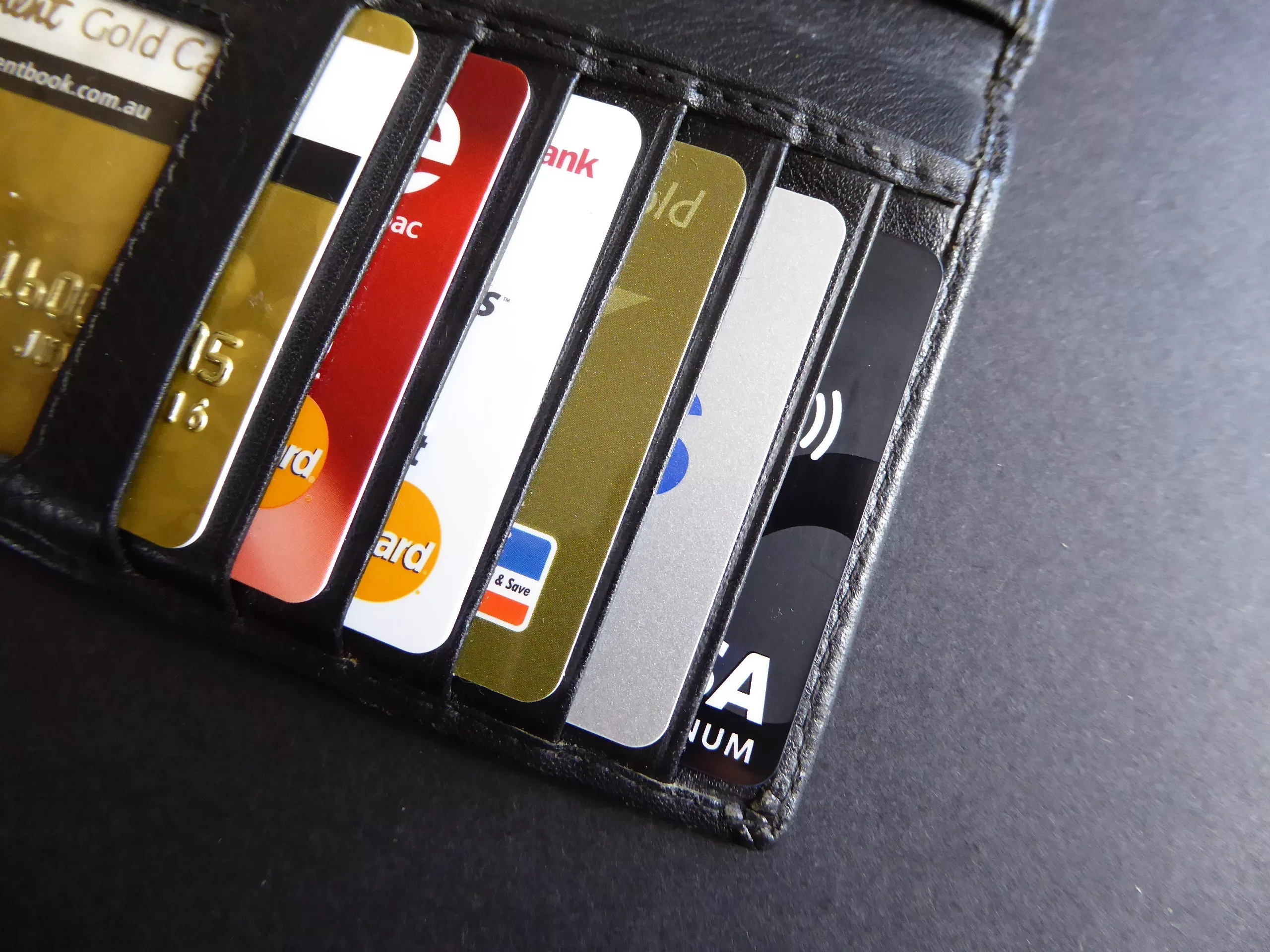 Pros and Cons of Having Excess Credit