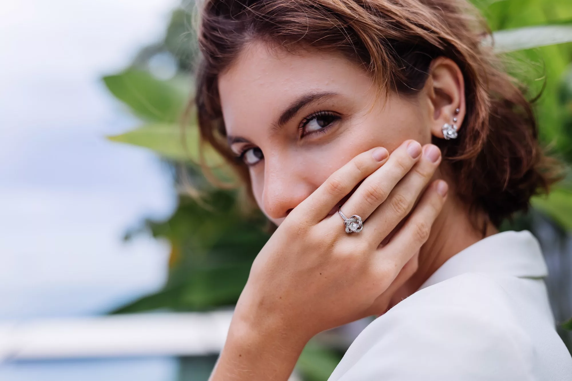 Sparkling Savings: What Are Lab Diamonds, and Are They Worth It?