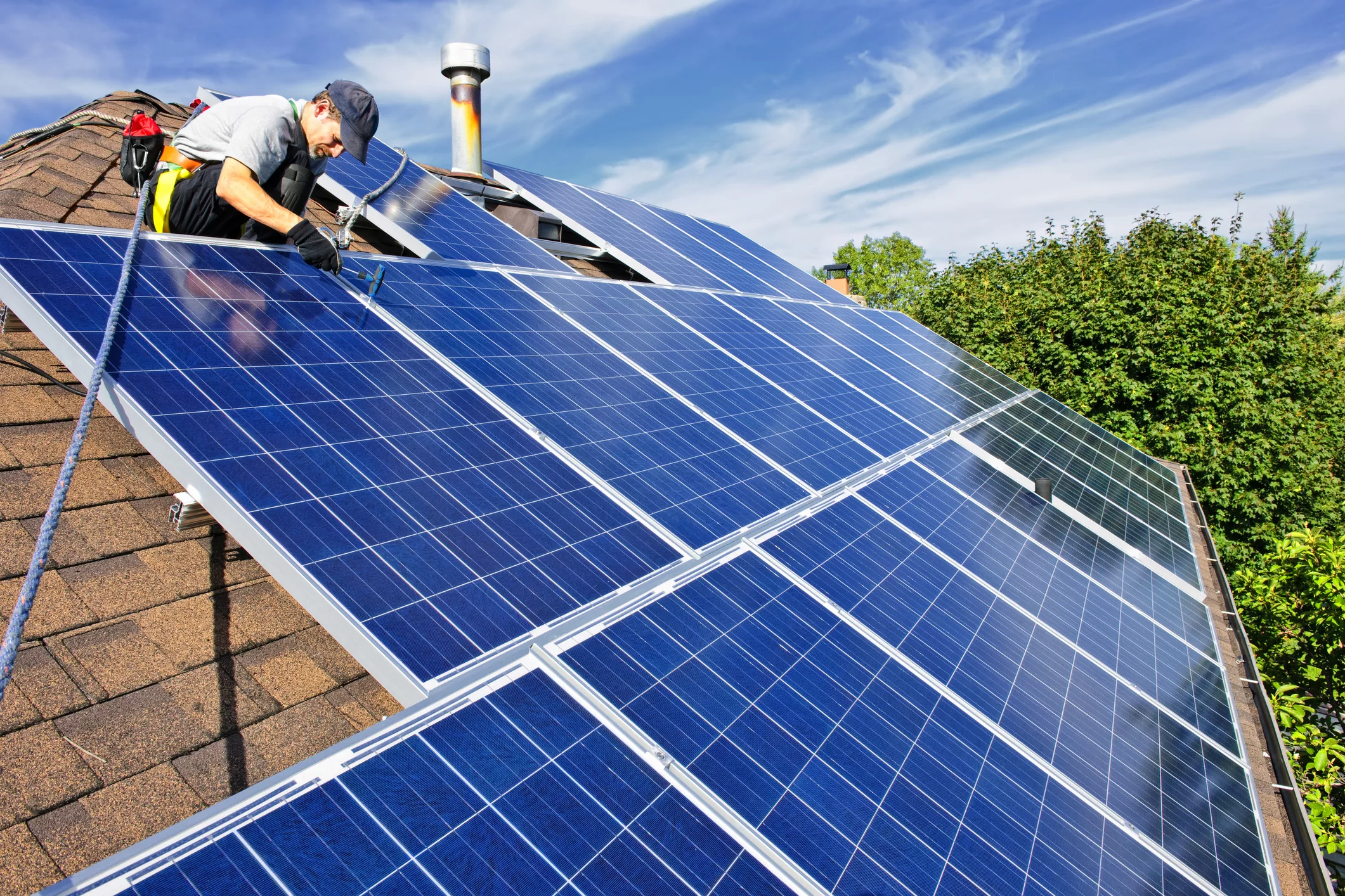 Solar Roofs – What’s the cost and is it worth it?