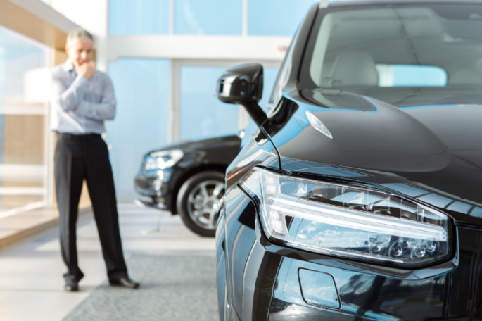 Car Dealerships That Pay Off Your Trade In: Explained