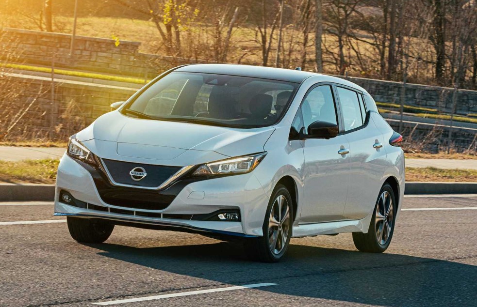 2022-Nissan-Leaf